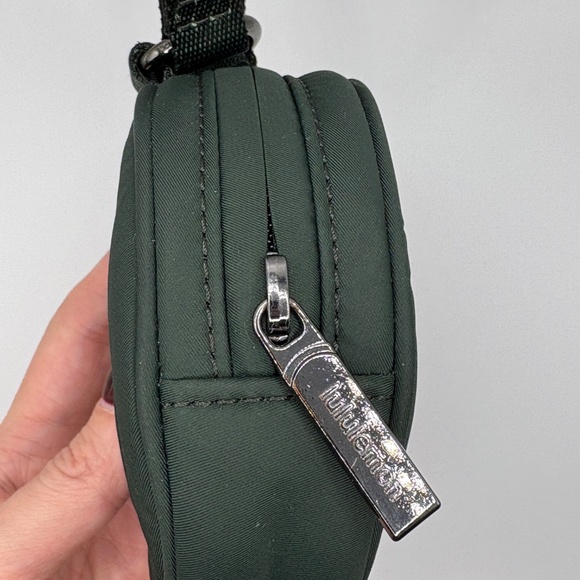 Lululemon Logo Coin Purse - Picture 3 of 5